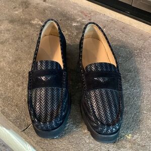 Barely worn Ron white loafers